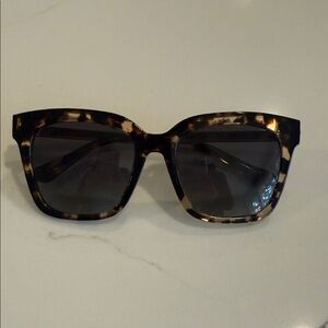 DIFF Bella Tortoise Shell Square Sunglasses for Women